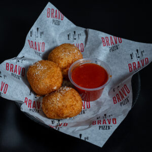 Mac & Cheese Balls (3)
